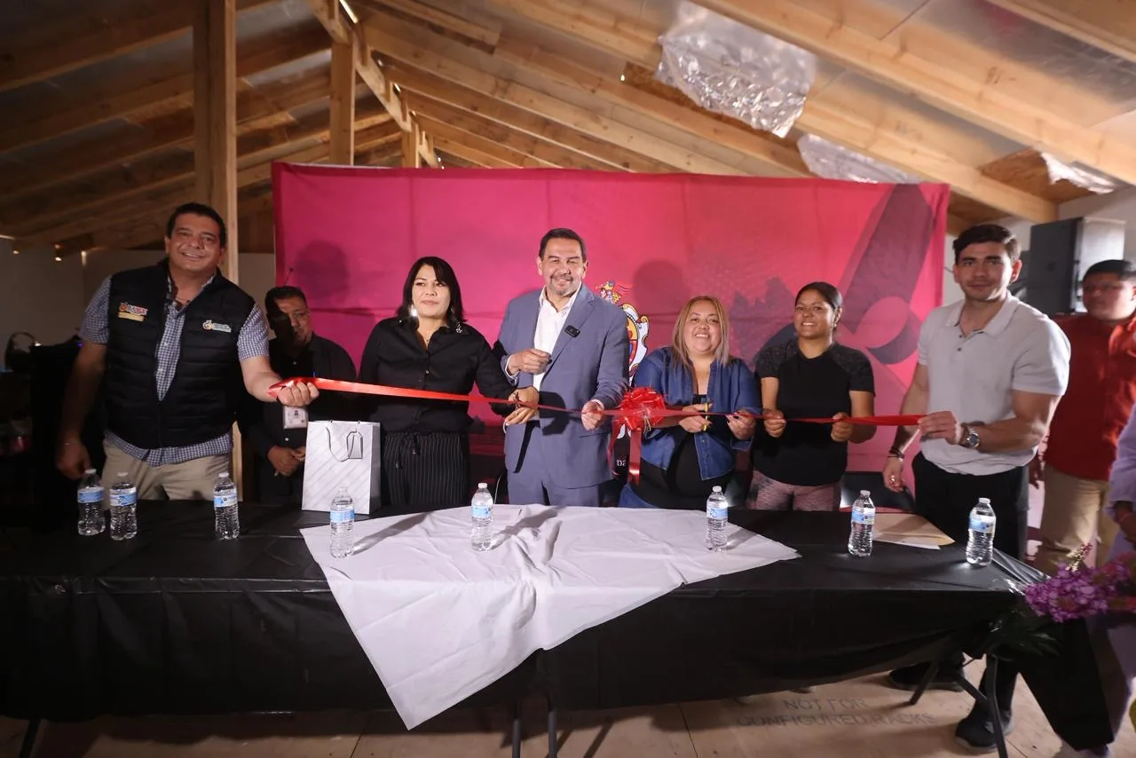 Inaugura alcalde comedor gratuito para niños en Los Kilómetros de Ciudad Juárez - imagen 6