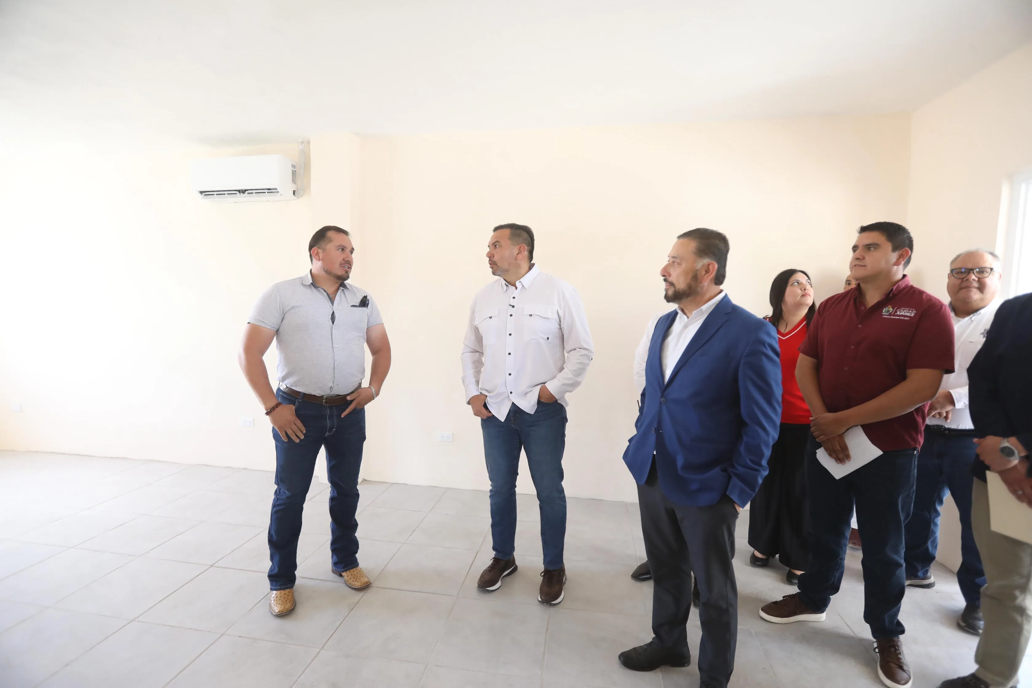 Presidente Municipal entrega obras por 8.6 millones de pesos en secundarias de Praderas del Sol - imagen 14