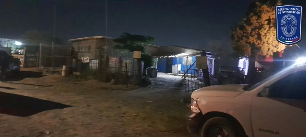 Hallan cuerpo enterrado en patio de casa en Ciudad Juárez - imagen 1