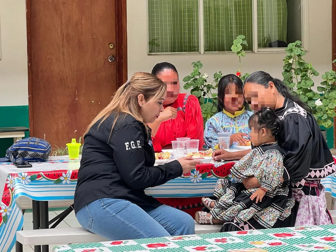 CEAVE reúne a más de 70 víctimas en Guachochi para celebrar el Día de la Niñez y el Día de las Madres con enfoque intercultural - imagen 4