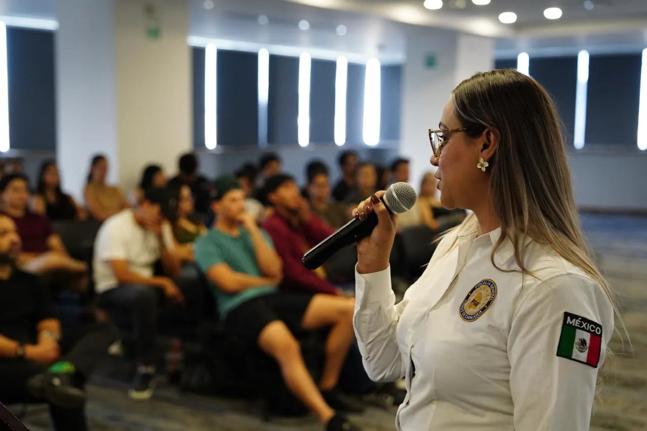 Fiscalía de Chihuahua capacita a estudiantes de La Salle sobre prevención de la tortura - imagen 1