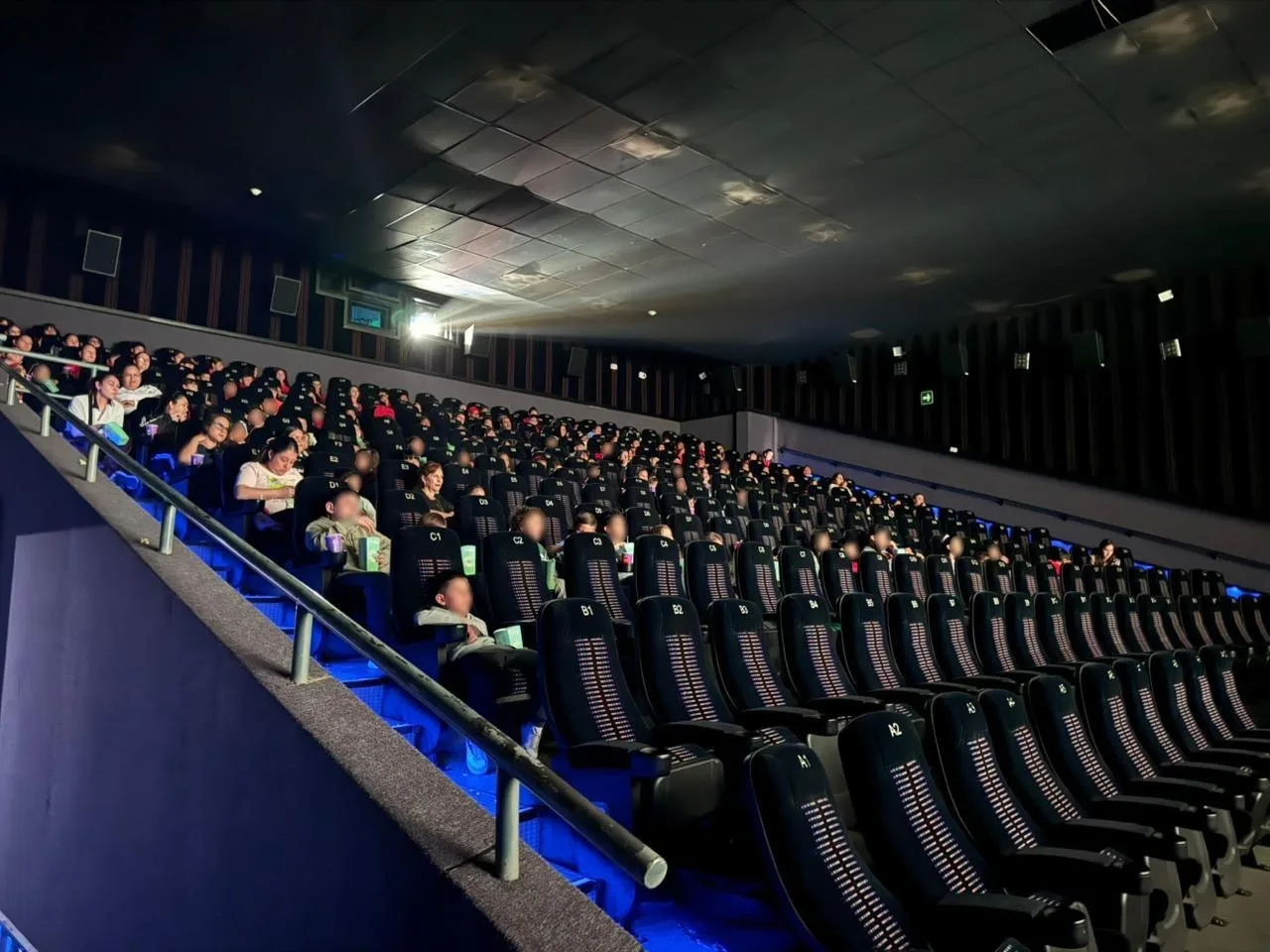 CEJUM Cuauhtémoc lleva a niñas, niños y adolescentes al cine con apoyo de La Norteñita y Cinépolis - imagen 1