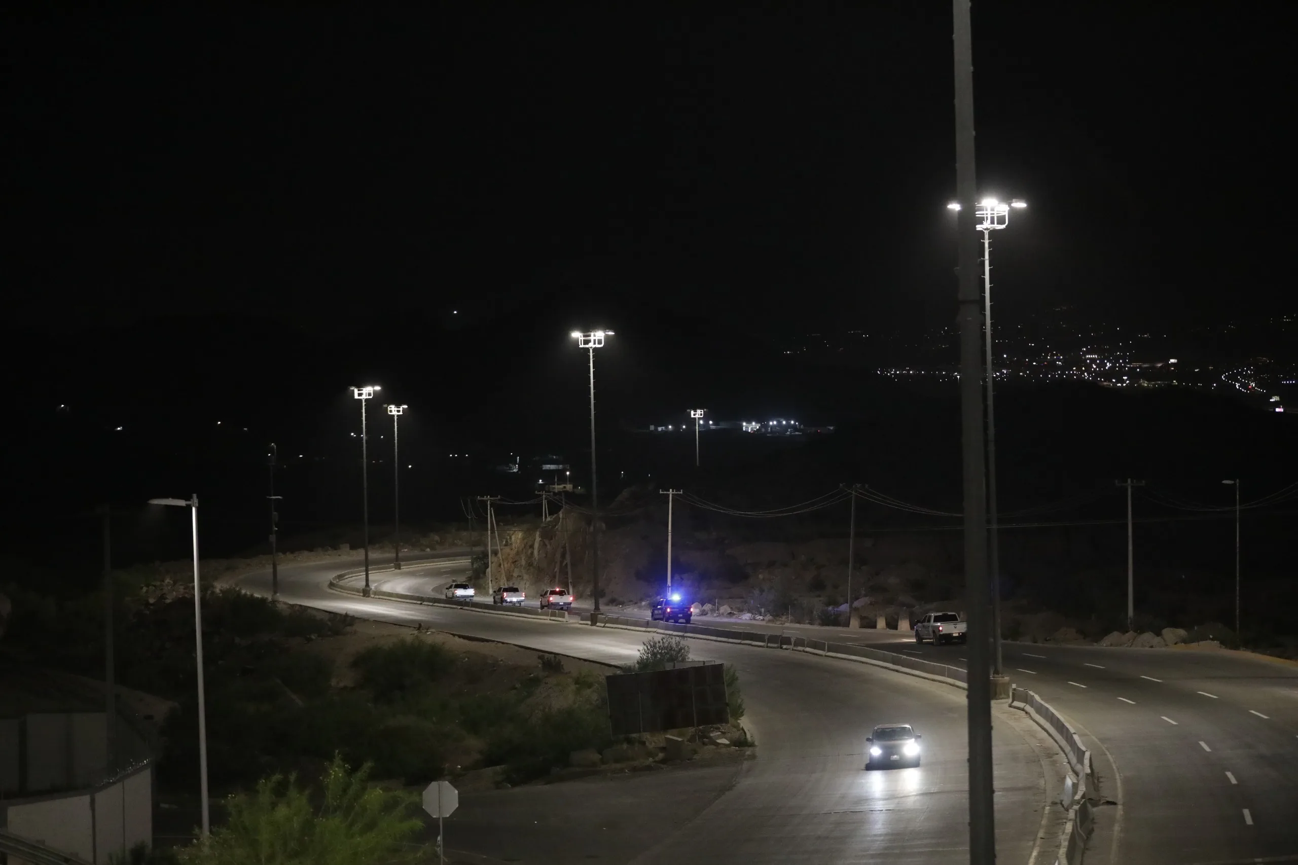 Ciudad Juárez rehabilita 7.3 km de alumbrado en Camino Real con 450 lámparas y 38 millones de pesos de inversión - imagen 21
