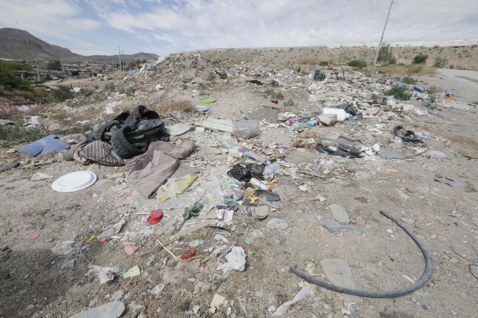 Arranca cuarta jornada del programa Juárez Amanece Limpio con 10 colonias de la zona poniente - imagen 5