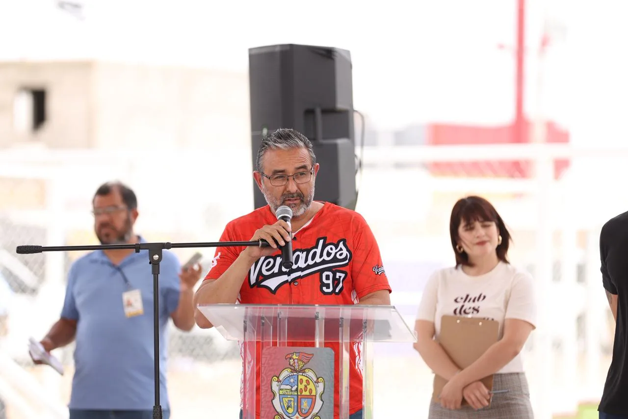 Municipio invierte 3.2 millones de pesos en canchas deportivas para la Secundaria Técnica 97 de Ciudad Juárez - imagen 6