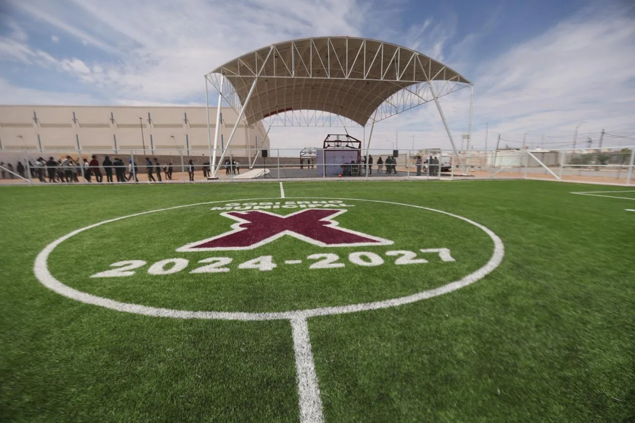 Municipio invierte 3.2 millones de pesos en canchas deportivas para la Secundaria Técnica 97 de Ciudad Juárez - imagen 13