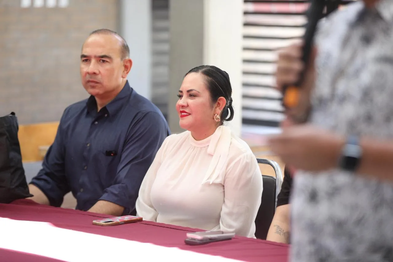 In Business Woman Magazine entrega despensas a familias del Centro Comunitario Zaragoza en Ciudad Juárez - imagen 9