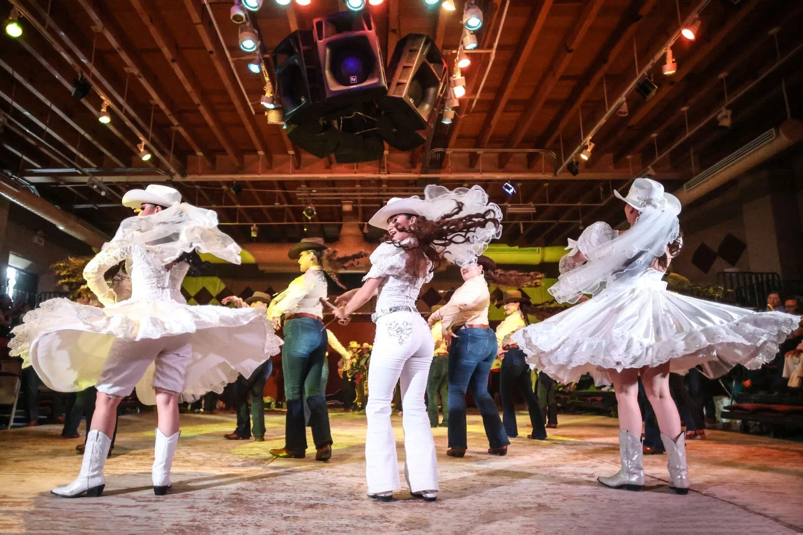 Espectáculo de danza 'Chihuahua, nuestra herencia' reúne a familias juarenses en el Centro Municipal de las Artes - imagen 6