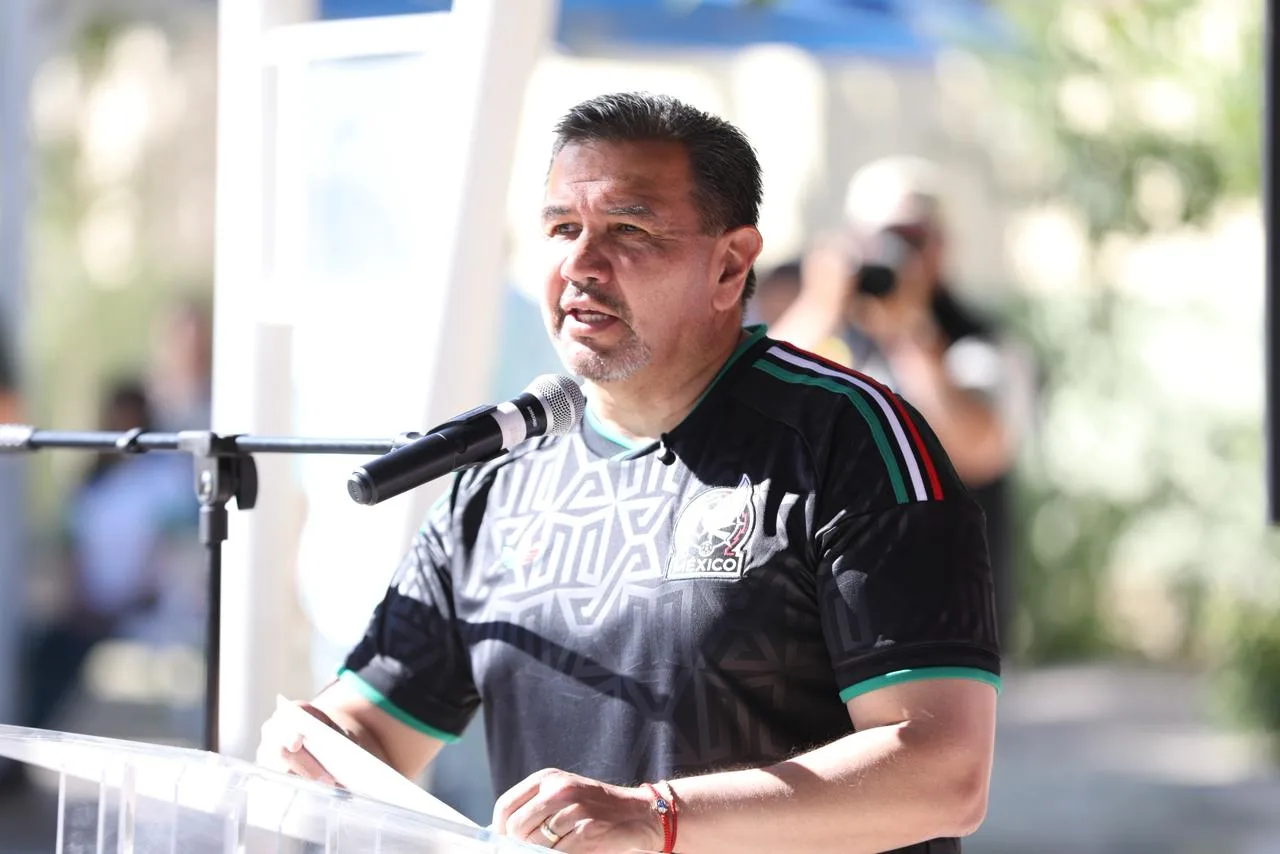 Municipio de Juárez entrega domo de 2 millones de pesos en la primaria Soledad Herrera Villa - imagen 3