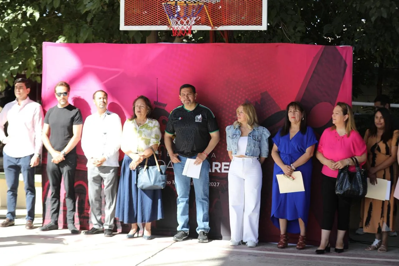 Municipio de Juárez entrega domo de 2 millones de pesos en la primaria Soledad Herrera Villa - imagen 4
