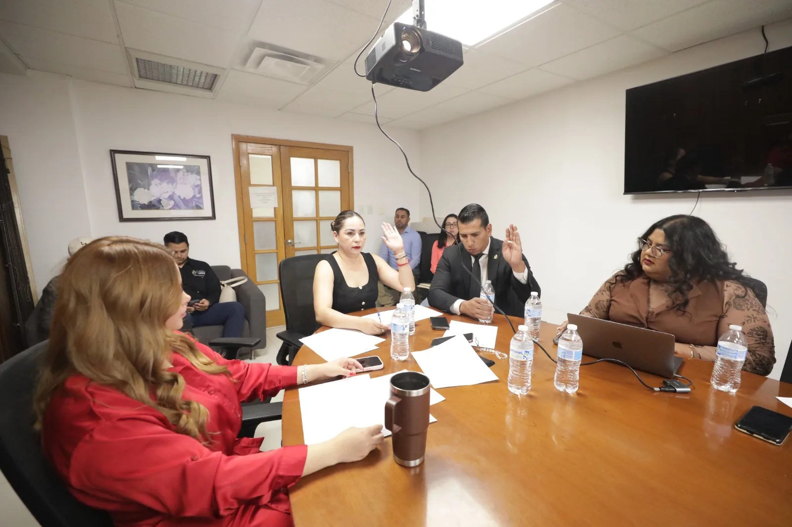 Juárez modifica su Reglamento de Construcción para obligar cajones rosas en estacionamientos