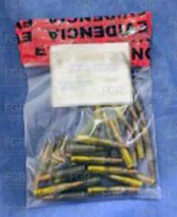 FGR y SSPC detienen a dos personas en cateos a cinco domicilios en Guadalajara; aseguran armas, droga y alcohol adulterado - imagen 6