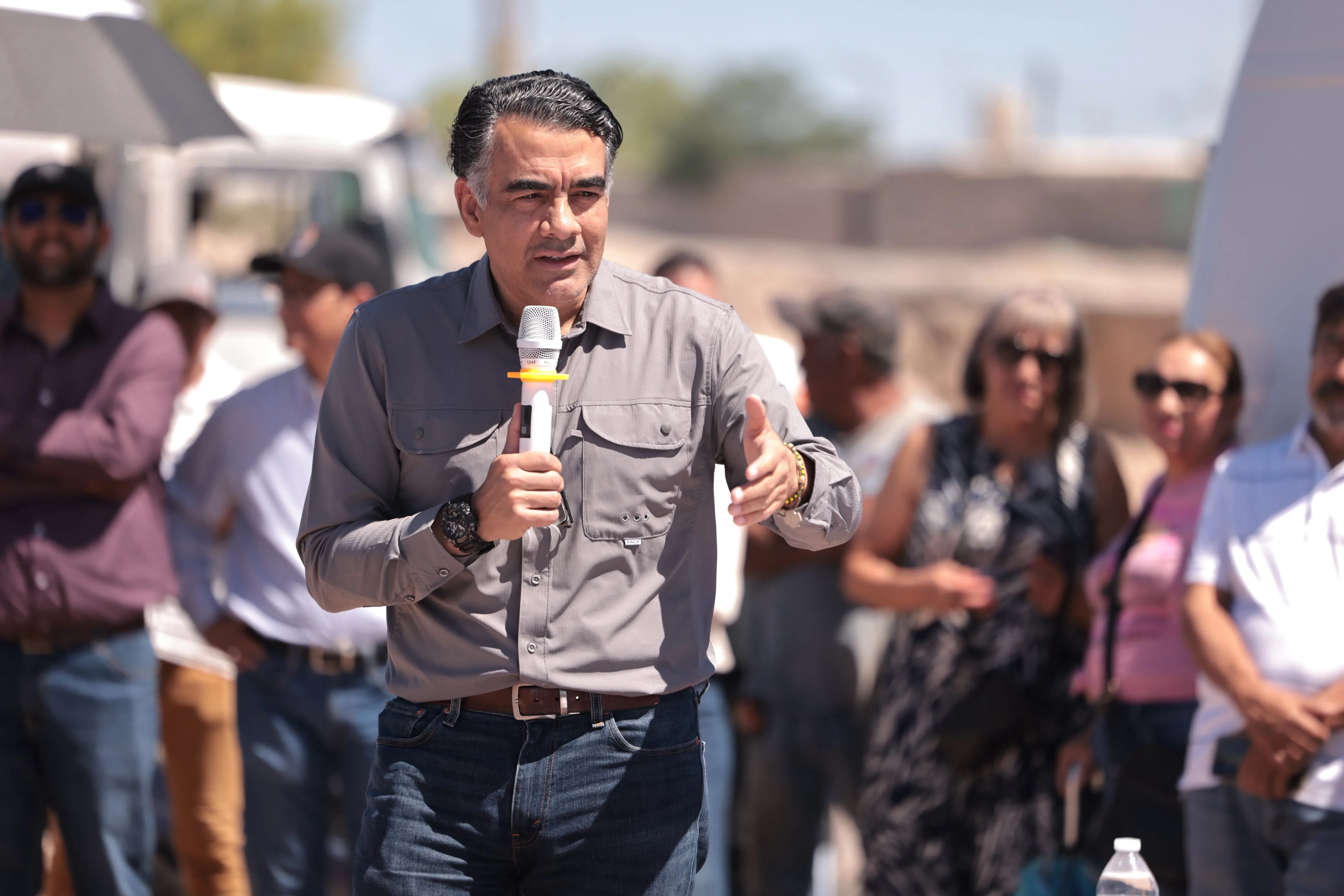 Entregan reconocimientos de regularización a vecinos de Loma Blanca en Chihuahua - imagen 2