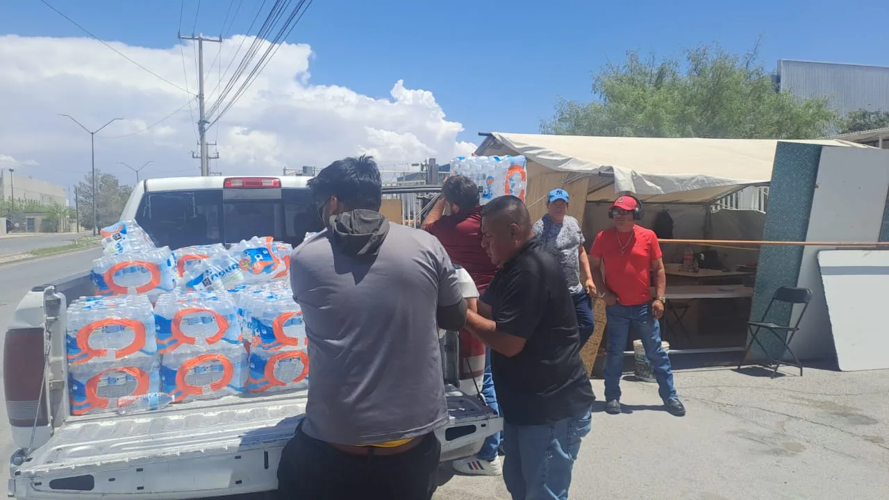Gobierno Municipal brinda apoyo a ex trabajadores de seis maquiladoras en paro - imagen 1