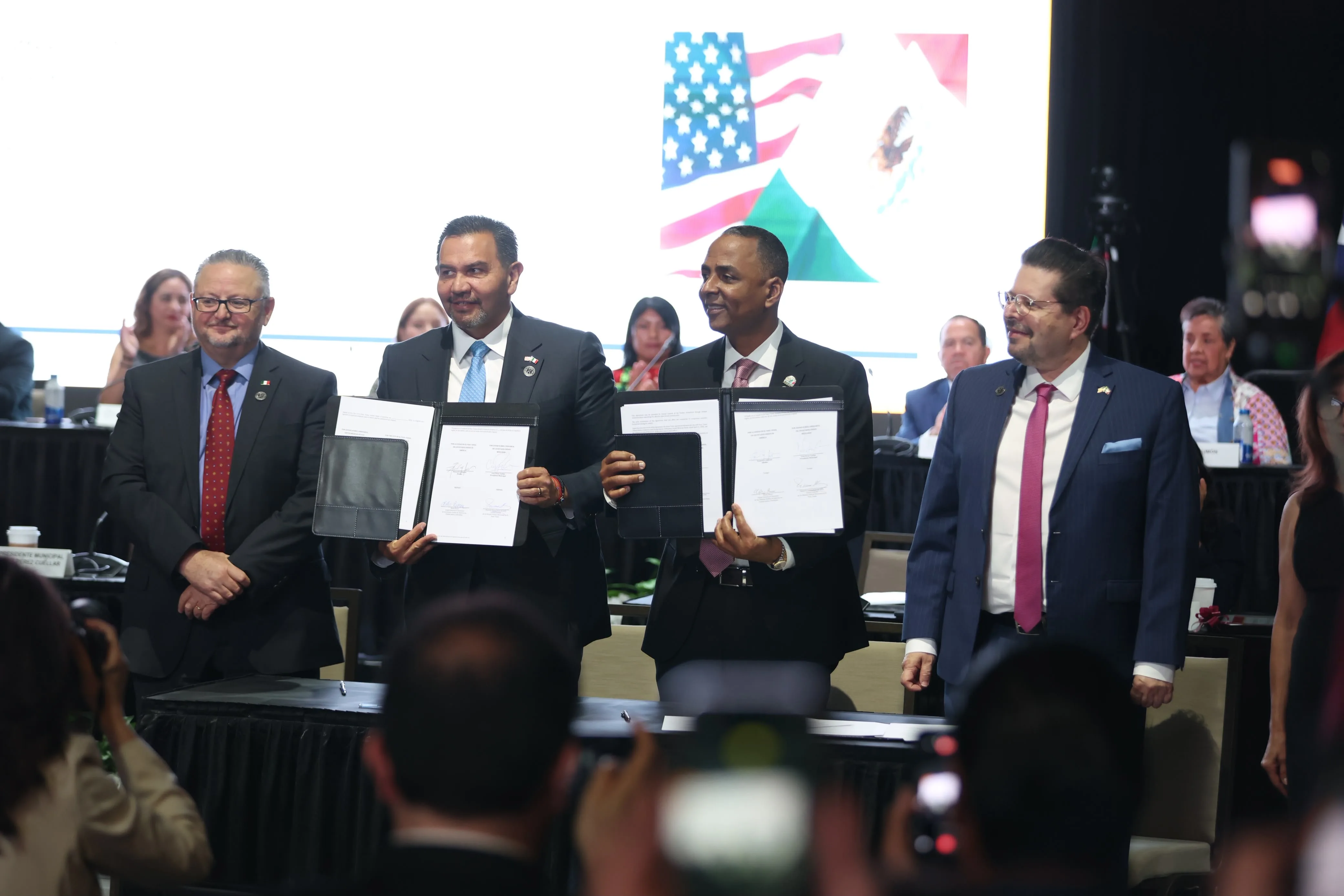 El Paso y Ciudad Juárez actualizan acuerdo de hermanamiento para fortalecer cooperación binacional en 2026 - imagen 2