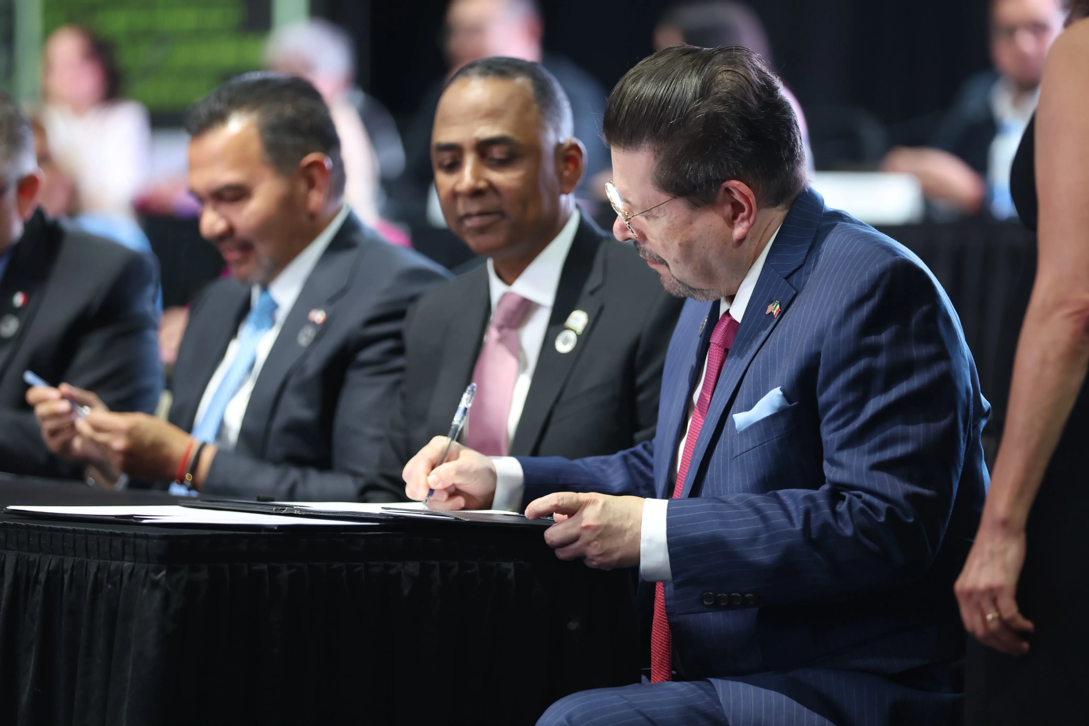El Paso y Ciudad Juárez actualizan acuerdo de hermanamiento para fortalecer cooperación binacional en 2026 - imagen 5