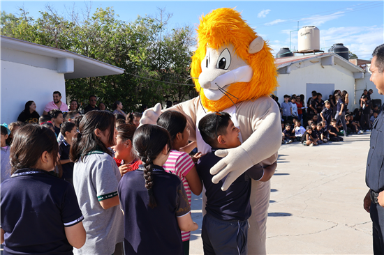 Más de 500 alumnos de Chihuahua concluyen programa D.A.R.E. para prevenir conductas de riesgo - imagen 3