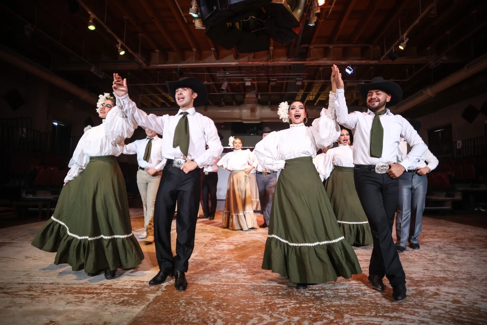 Espectáculo de danza “Chihuahua, nuestra herencia” destaca la cultura regional en Juárez - imagen 12