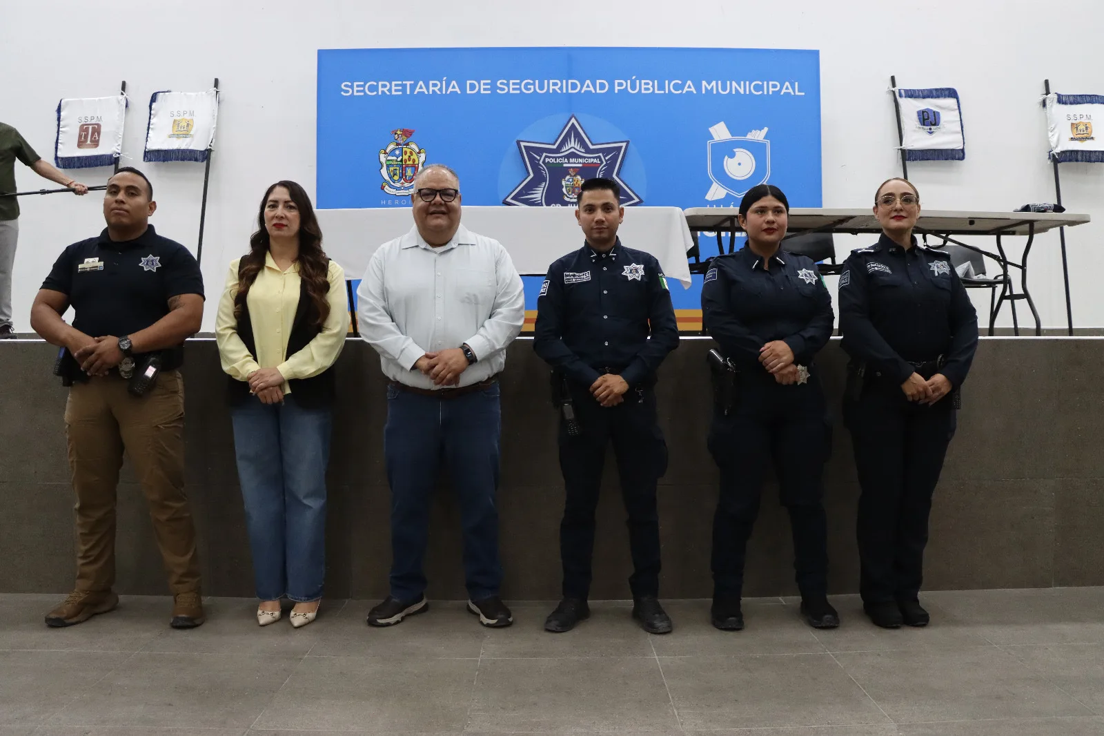 49 adolescentes completan el programa preventivo Patrulla Juvenil en ceremonia de graduación - imagen 9