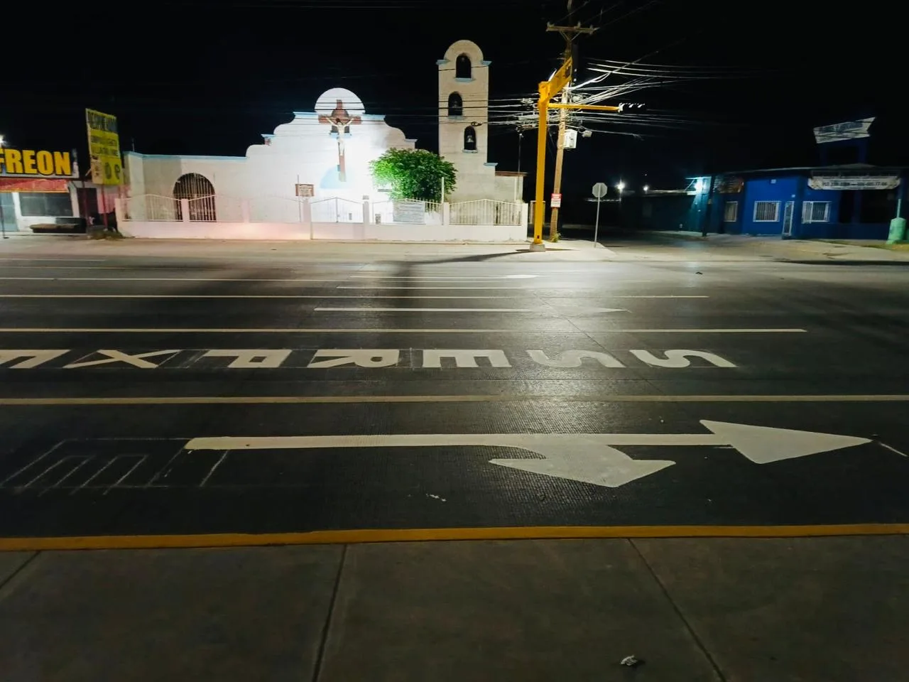 Avanza la pintura y señalización vial en principales avenidas de Ciudad Juárez - imagen 7