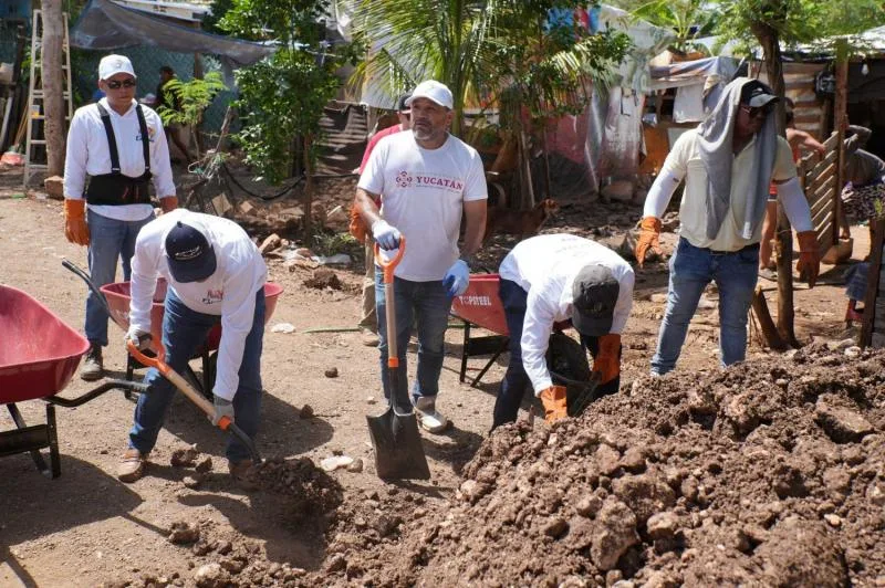 DIF Yucatán continúa apoyo a familias afectadas por inundaciones en el sur de Mérida - imagen 1