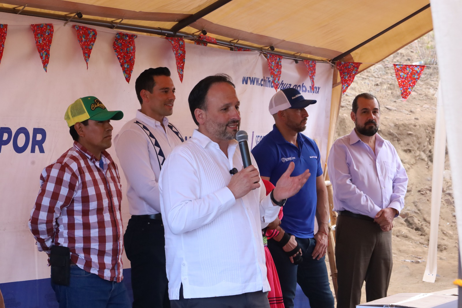 Estado entrega paquetes alimenticios a 300 habitantes de comunidades indígenas en Chihuahua - imagen 1