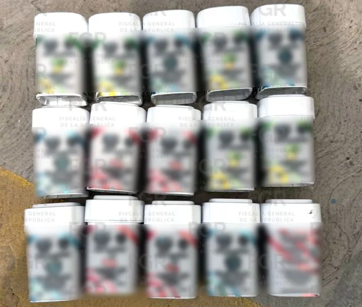 FGR asegura 14 kilogramos de drogas en paquete de paquetería en San Luis Potosí - imagen 2