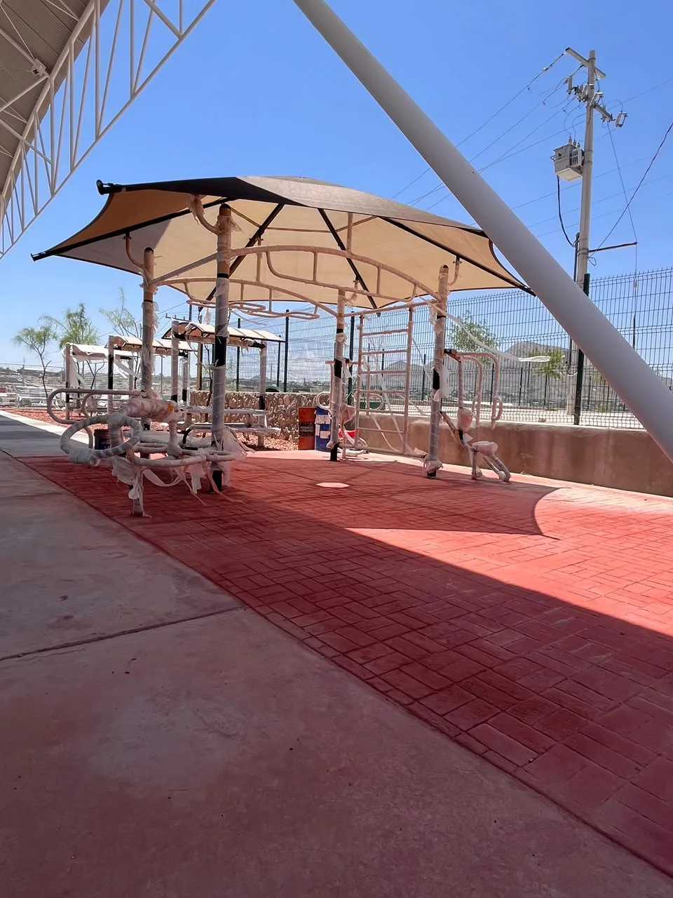 Avanza construcción del espacio deportivo 'De las calles al ring' en colonia Juanita Luna - imagen 4