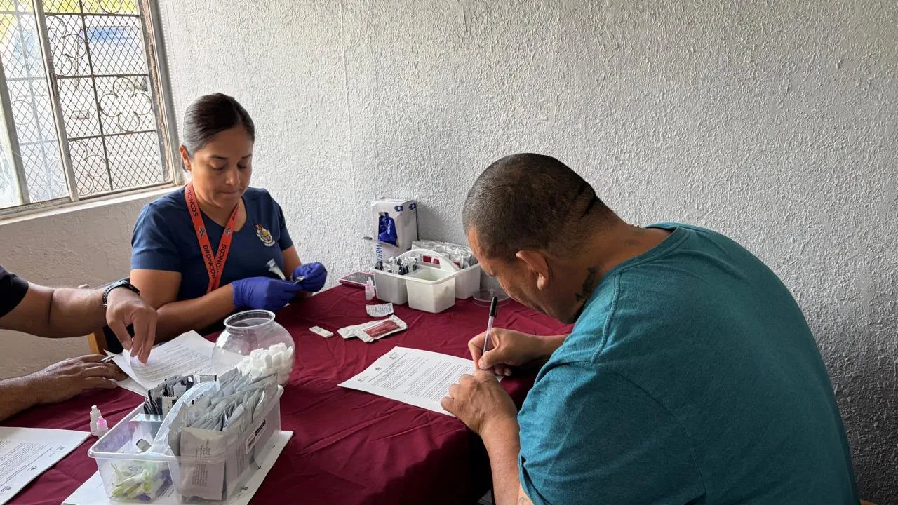 Dirección de Salud Municipal realiza más de 7 mil acciones preventivas en centros de rehabilitación de Ciudad Juárez - imagen 3
