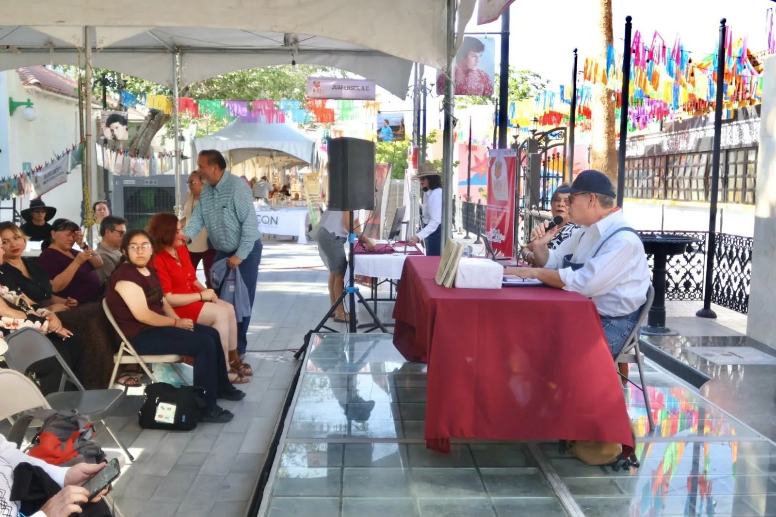 Frederick Thierry presenta “Entre rieles y vapor transcurre la vida” en la FELIJU 2026 de Ciudad Juárez - imagen 6