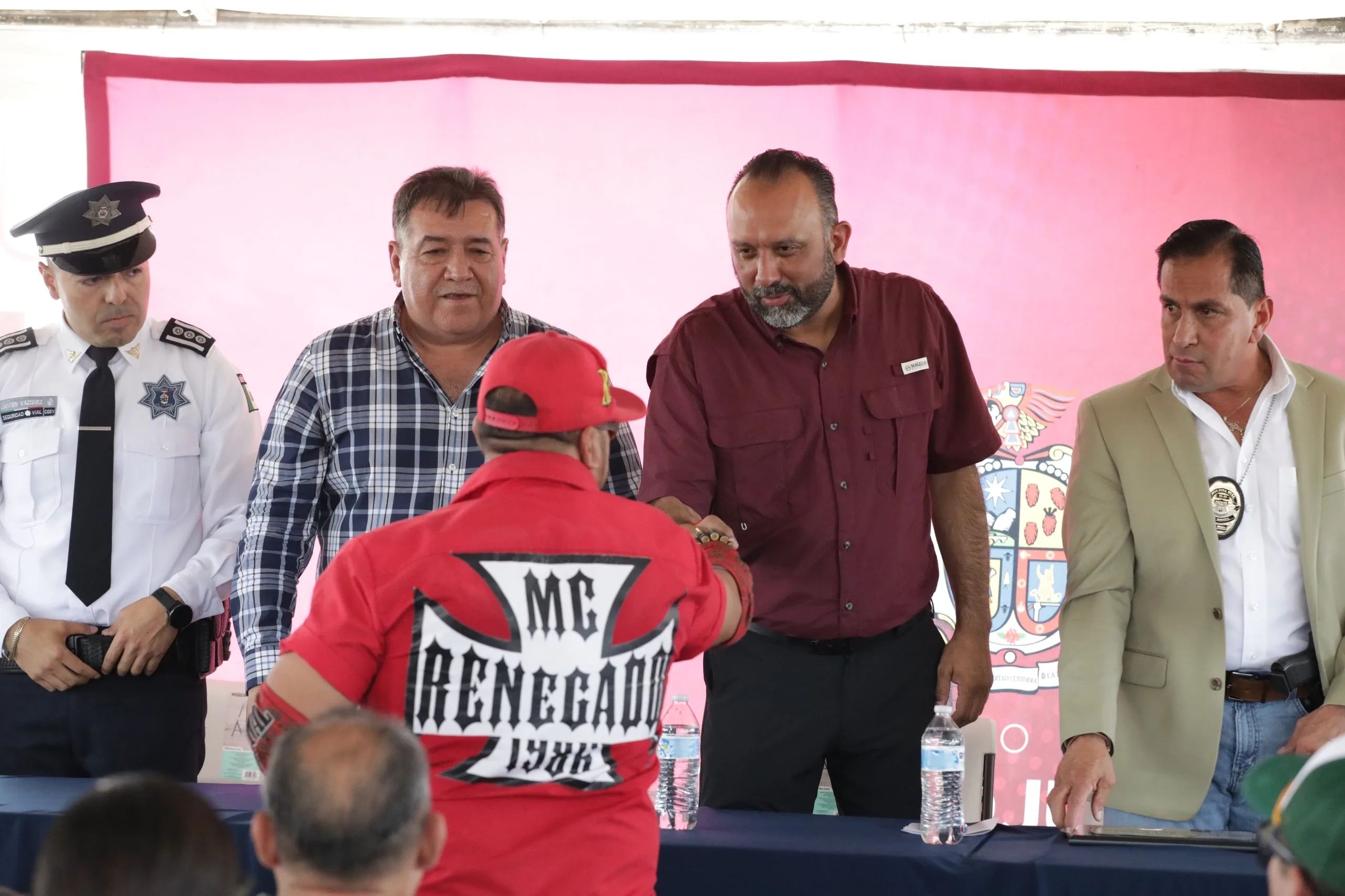 Motoclubs donan casi 500 cascos para promover seguridad vial en Chihuahua - imagen 7