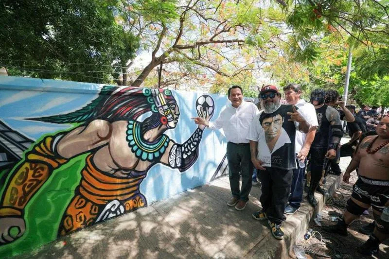 Gobernador de Yucatán inaugura exposición urbana para prevenir la violencia en Mérida - imagen 3
