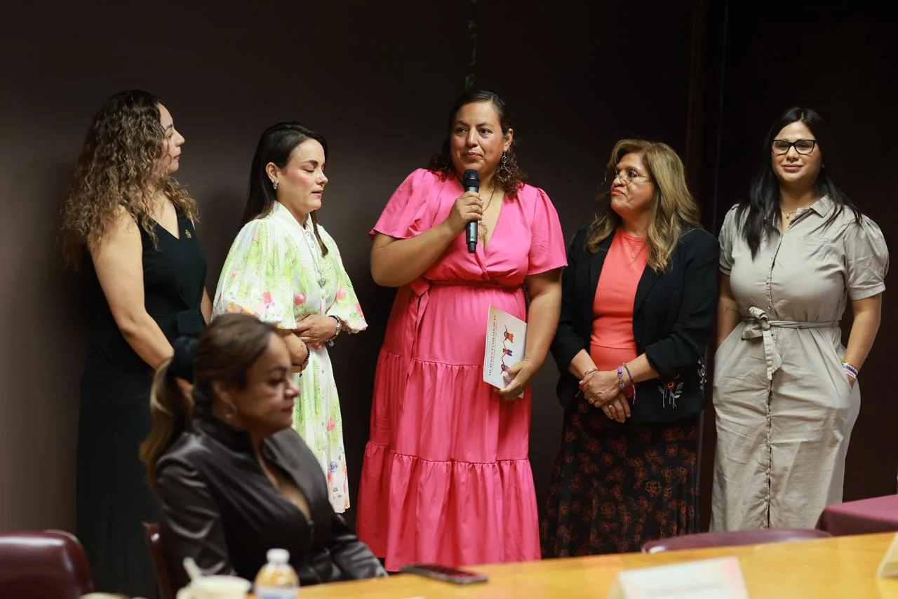 Reconocen a Mujeres que Impulsan Cambios Sociales y Educativos en Juárez - imagen 11