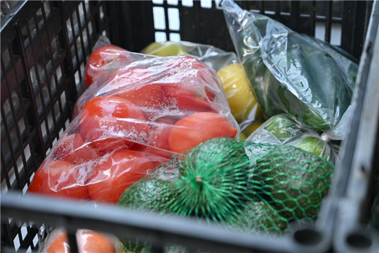 Tercera edición del Mercadito Más Barato en Chihuahua ofrece canasta básica a precios accesibles - imagen 1