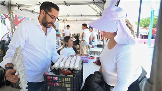 Tercera edición del Mercadito Más Barato en Chihuahua ofrece canasta básica a precios accesibles - imagen 3