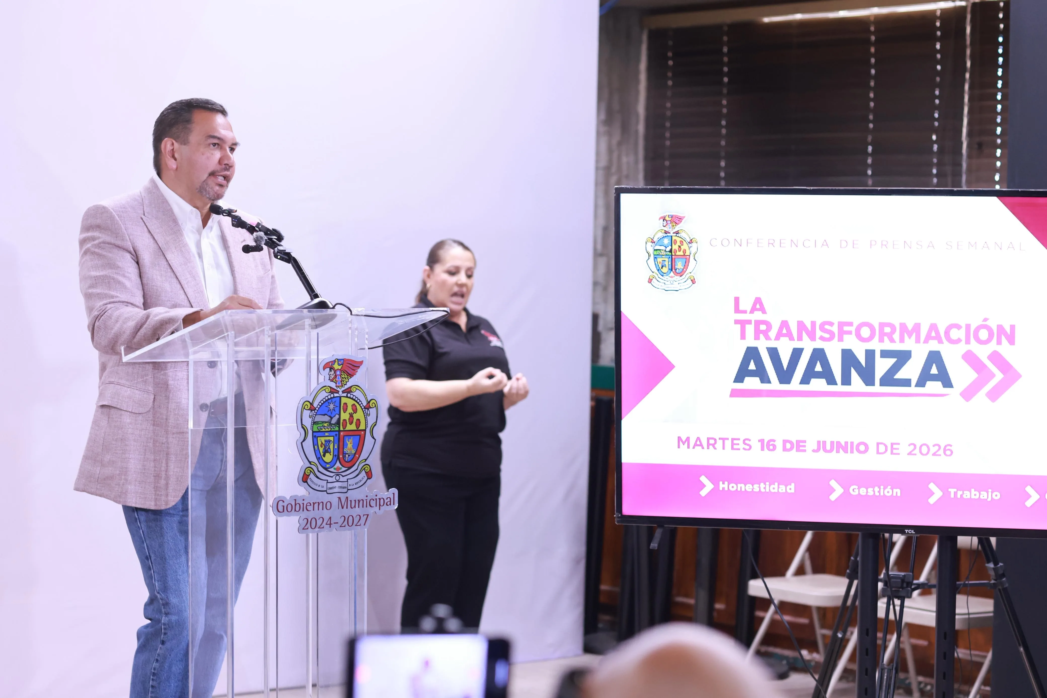 Alcalde de Juárez agradece apoyo de Claudia Sheinbaum y critica iniciativa del PAN en Chihuahua - imagen 1