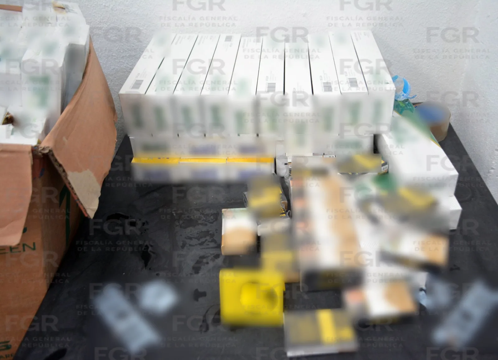 FGR asegura más de 1,300 cajetillas de cigarrillos apócrifos en Fresnillo, Zacatecas - imagen 8