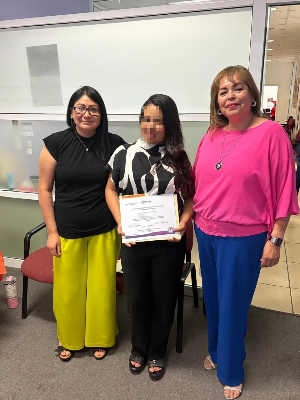 CEAVE concluye ciclo de acompañamiento psicosocial para mujeres víctimas de violencia familiar en Ciudad Juárez - imagen 3