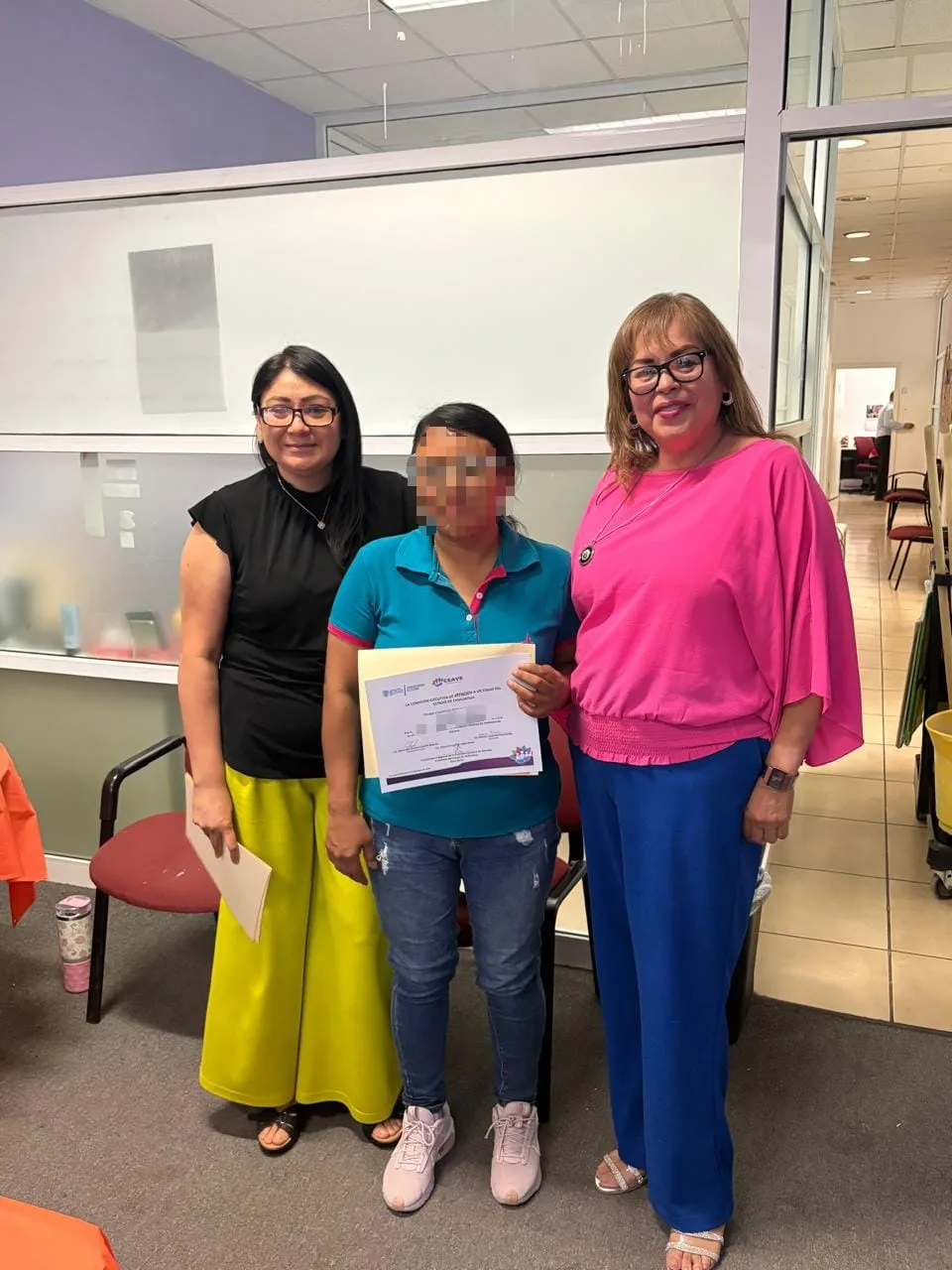 CEAVE concluye ciclo de acompañamiento psicosocial para mujeres víctimas de violencia familiar en Ciudad Juárez - imagen 2
