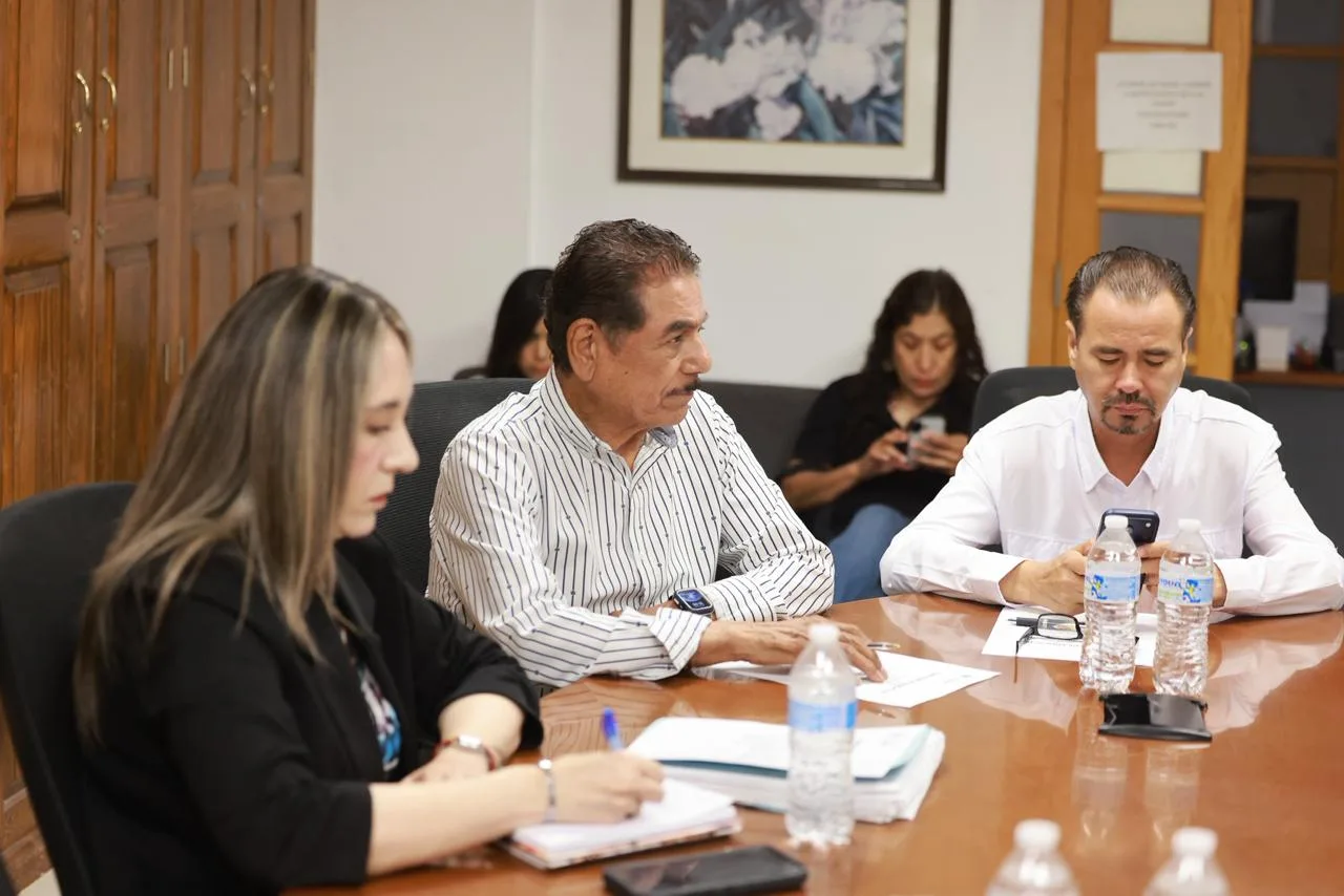 Ciudad Juárez presenta programa municipal de becas y entrega de útiles escolares para estudiantes - imagen 4