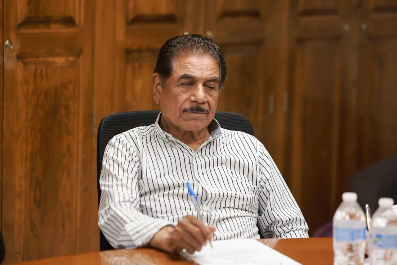 Ciudad Juárez presenta programa municipal de becas y entrega de útiles escolares para estudiantes - imagen 6