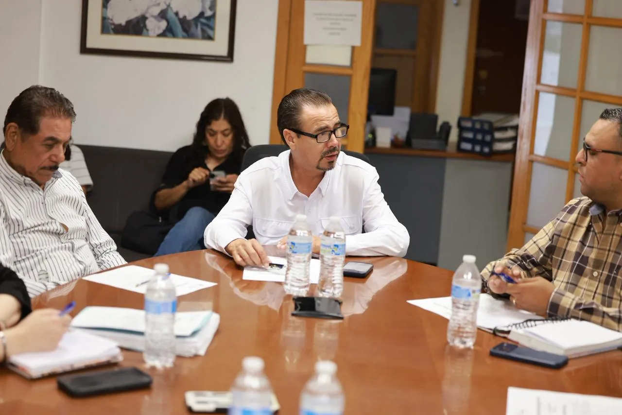 Ciudad Juárez presenta programa municipal de becas y entrega de útiles escolares para estudiantes - imagen 7