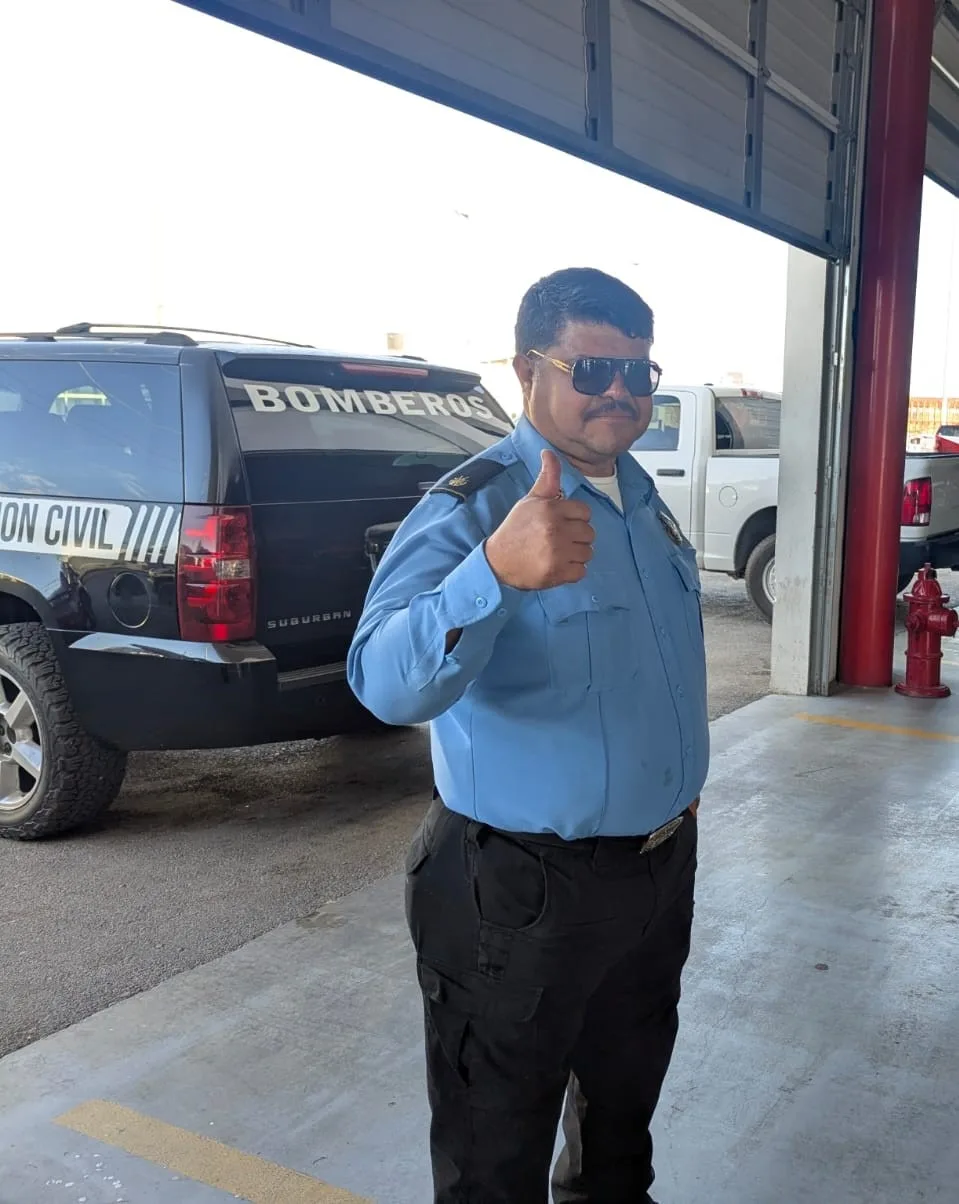 Capitán Manuel Ambriz Collazo concluye 28 años en Bomberos de Ciudad Juárez - imagen 2