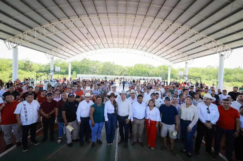 Gobernador de Yucatán entrega apoyos para fortalecer el campo en Tizimín, Temozón y Valladolid - imagen 4