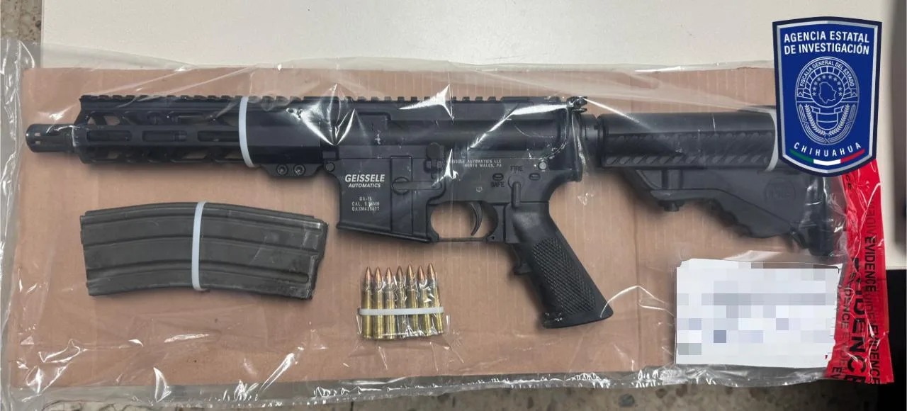 Detienen en Chihuahua a tres personas con armas de fuego en la colonia Santo Niño - imagen 2