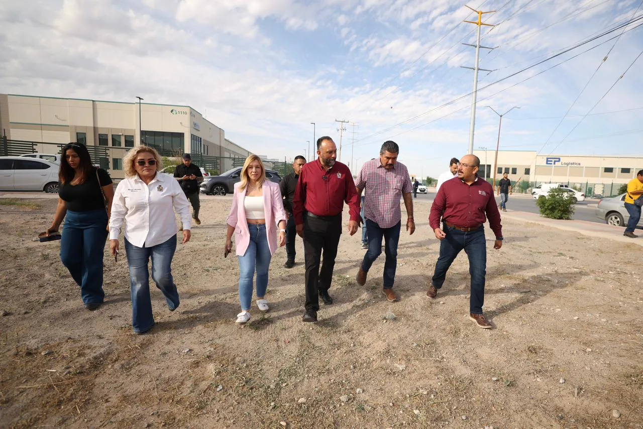 Presidente Municipal de Juárez supervisa avances en mantenimiento urbano de 48 avenidas prioritarias - imagen 4