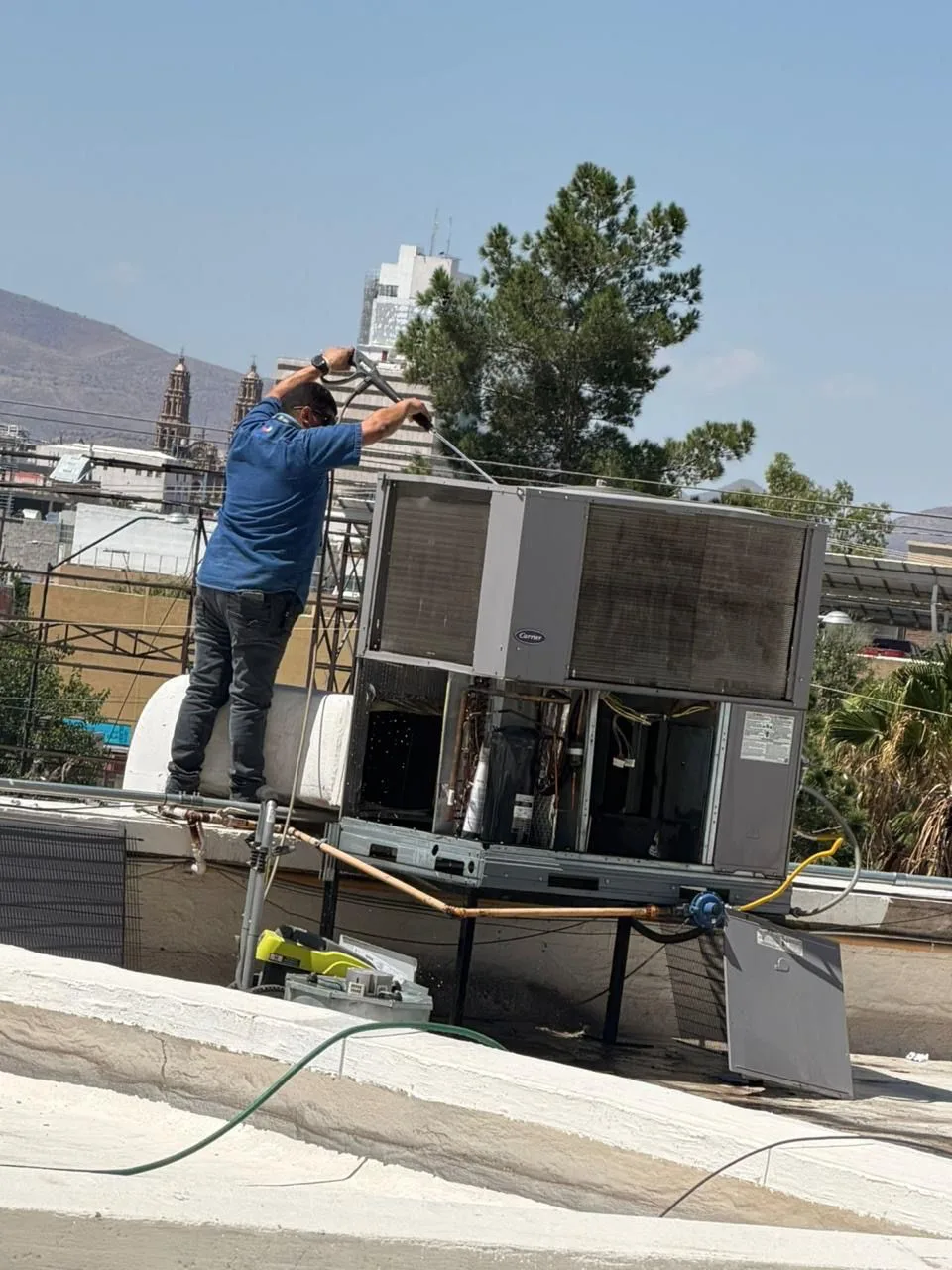 Hospital General Dr. Salvador Zubirán Anchondo refuerza su sistema de climatización en Chihuahua - imagen 1