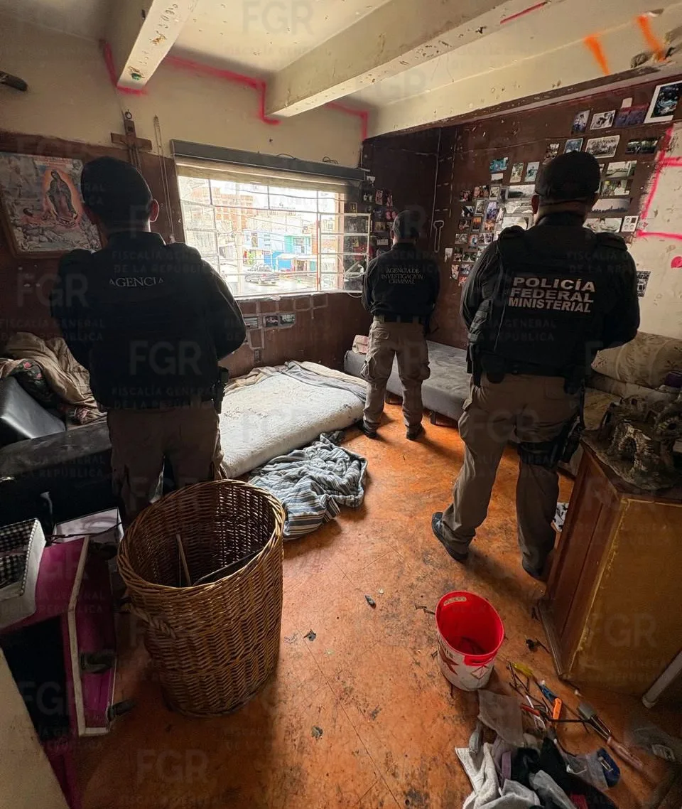 FGR asegura más de 300 dosis de droga en cateo en Apizaco, Tlaxcala - imagen 2