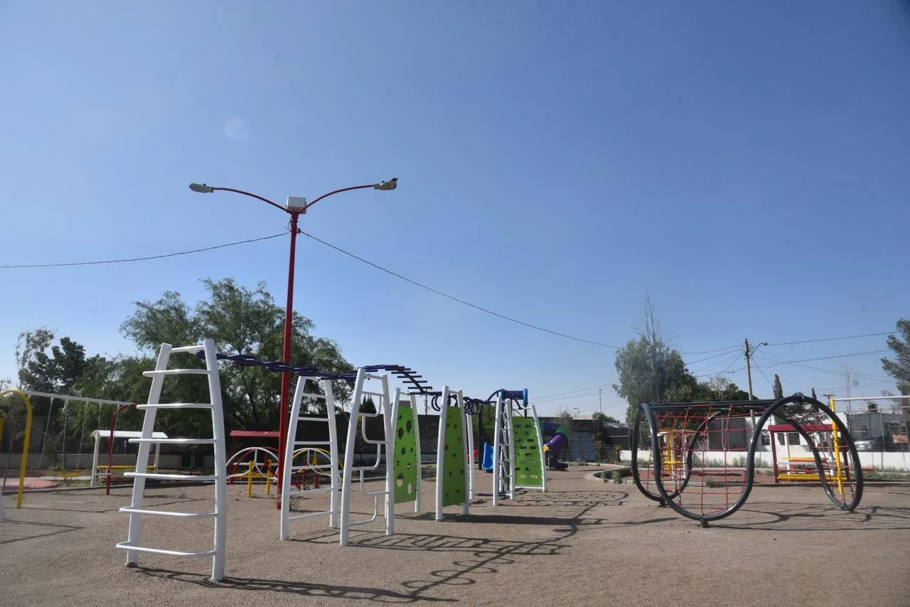 Finaliza rehabilitación del parque Familias Felices en colonia Kilómetro 20 - imagen 2