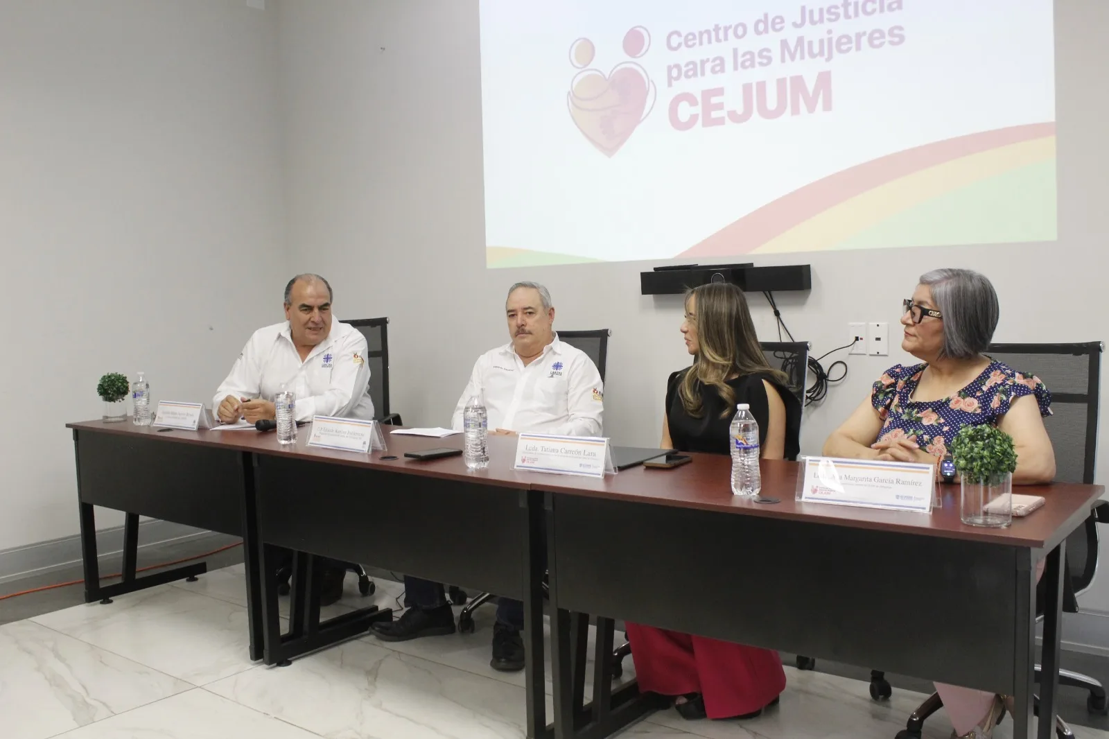 CEJUM y Cáritas Chihuahua firman convenio para reforzar atención a mujeres y sus familias - imagen 3